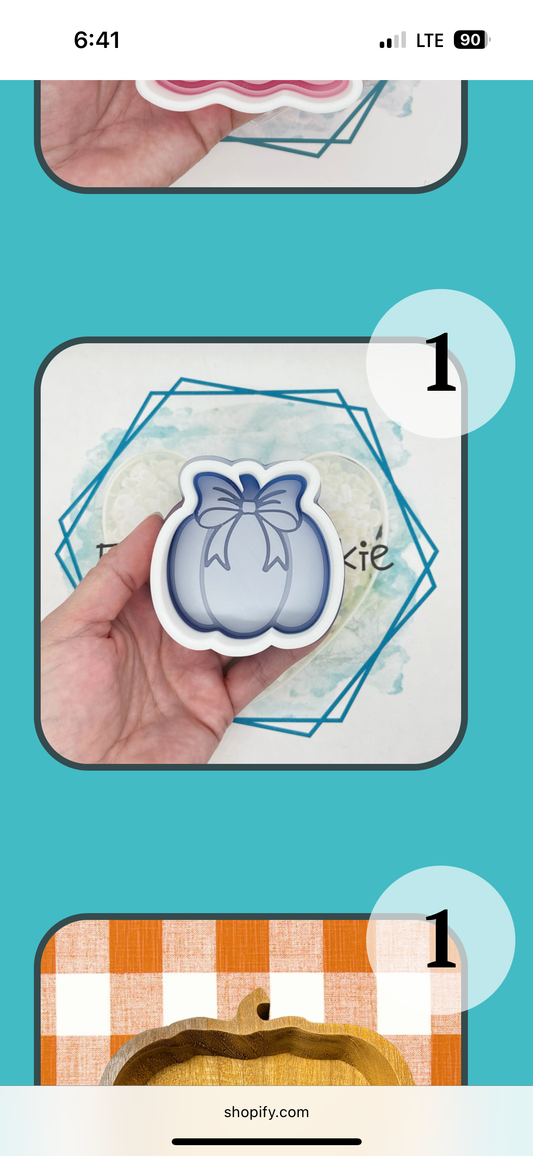 Pumpkins With Bows Vent Clips! (Pre-order)